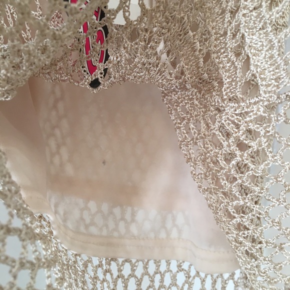 Gorgeous crochet top lined - Picture 4 of 4